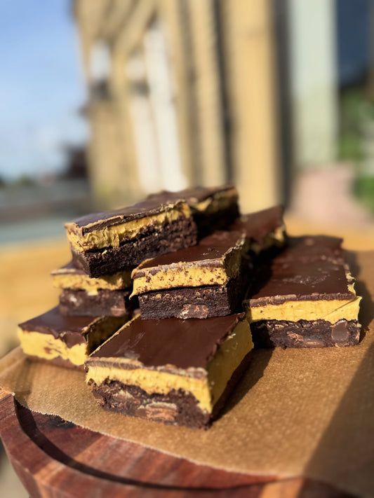 Pistachio Brownie Box